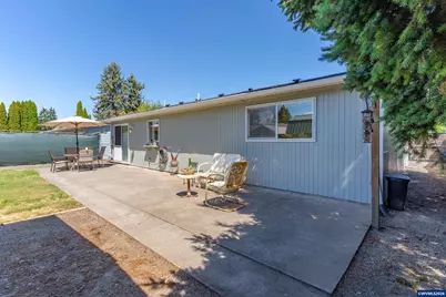 815 N 4th St, Aumsville, OR 97325 - Photo 29