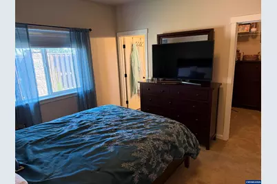 2955 NW Hemlock Ln, Redmond, OR 97756 - Photo 7