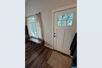 2955 NW Hemlock Ln, Redmond, OR 97756 - Photo 11