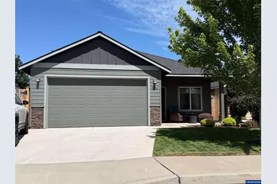 2955 NW Hemlock Ln, Redmond, OR 97756 - Photo 3