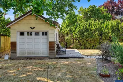1120 NW 11th St, Corvallis, OR 97330 - Photo 33