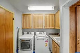 1120 NW 11th St, Corvallis, OR 97330 - Photo 23