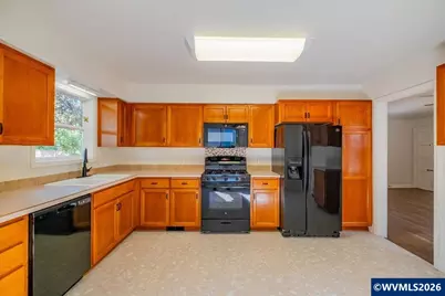 1140 Lewis St SE, Salem, OR 97302 - Photo 15