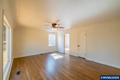 1140 Lewis St SE, Salem, OR 97302 - Photo 7