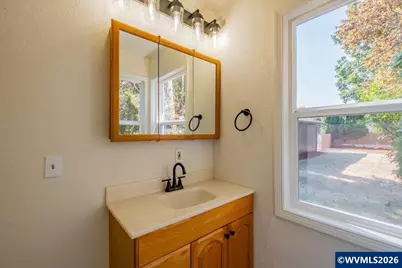 1140 Lewis St SE, Salem, OR 97302 - Photo 31