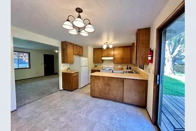 2887 SE Deborah Pl, Corvallis, OR 97333 - Photo 15