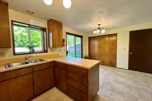 2887 SE Deborah Pl, Corvallis, OR 97333 - Photo 9