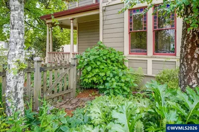 404 SW 6th St, Corvallis, OR 97333 - Photo 37