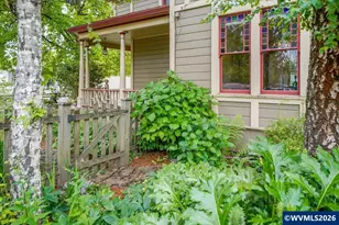 404 SW 6th St, Corvallis, OR 97333 - Photo 37