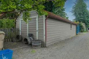 404 SW 6th St, Corvallis, OR 97333 - Photo 45