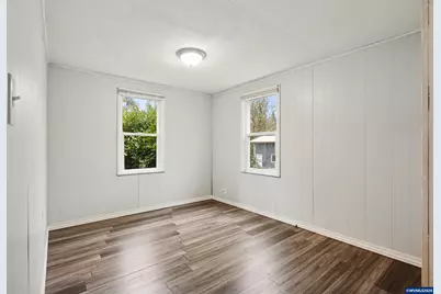 27329 Rowell Hill Rd, Sweet Home, OR 97386 - Photo 15