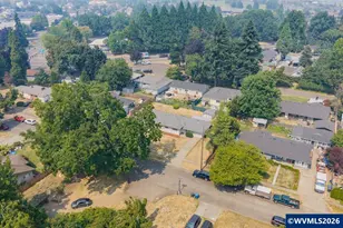 815 Church St, Woodburn, OR 97071 - Photo 41