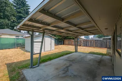 815 Church St, Woodburn, OR 97071 - Photo 27