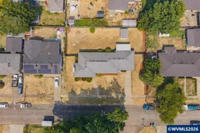 815 Church St, Woodburn, OR 97071 - Photo 39