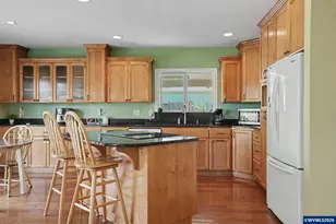 433 Ash St, Dayton, OR 97114 - Photo 3