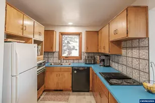 34935 Northernwood Dr, Brownsville, OR 97327 - Photo 17
