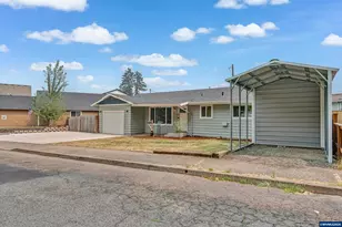 1010 Arthur Way NW, Salem, OR 97304 - Photo 3