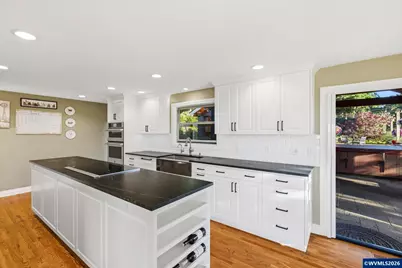 6840 Burnett St, Salem, OR 97317 - Photo 13
