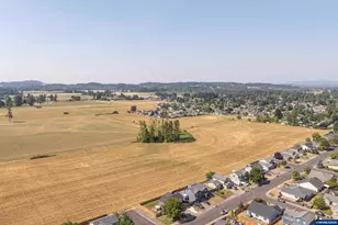 1198 Filbert St, Jefferson, OR 97352 - Photo 33