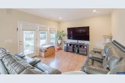 925 Scepter Ct NE, Salem, OR 97301 - Photo 17