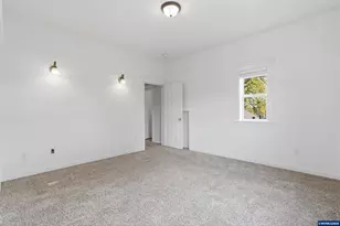 208 N 15th St, Philomath, OR 97370 - Photo 19