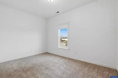 208 N 15th St, Philomath, OR 97370 - Photo 15