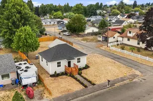 711 W Grant St, Lebanon, OR 97355 - Photo 33