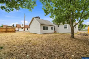 711 W Grant St, Lebanon, OR 97355 - Photo 23