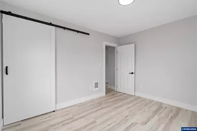 711 W Grant St, Lebanon, OR 97355 - Photo 15