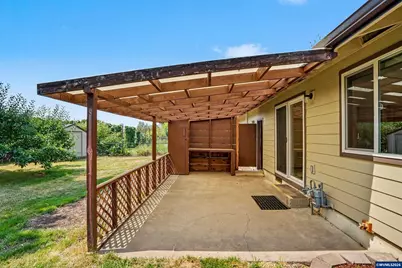 970 NW Cypress Av, Corvallis, OR 97330 - Photo 25