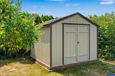 970 NW Cypress Av, Corvallis, OR 97330 - Photo 33