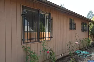 847 George St NW, Salem, OR 97304 - Photo 19