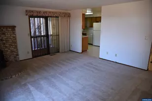 847 George St NW, Salem, OR 97304 - Photo 9