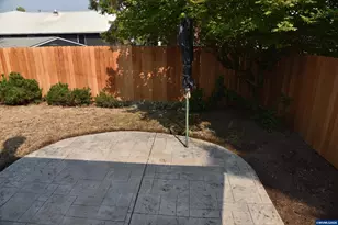 847 George St NW, Salem, OR 97304 - Photo 15
