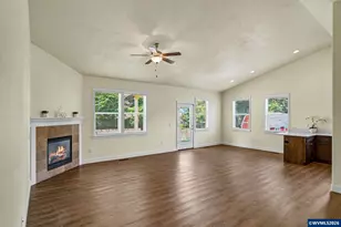 5183 Peterson St SE, Salem, OR 97306 - Photo 7
