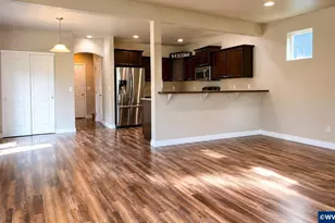 5739 Avalon St, Eugene, OR 97402 - Photo 7