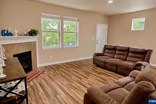 5739 Avalon St, Eugene, OR 97402 - Photo 9