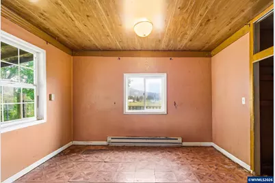 1715 Cascade Dr, Lebanon, OR 97355 - Photo 7