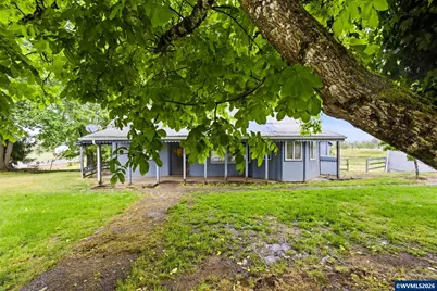 1715 Cascade Dr, Lebanon, OR 97355 - Photo 3