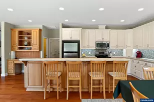 158 Muirfield Ave SE, Salem, OR 97306 - Photo 11