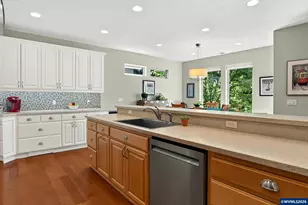 158 Muirfield Ave SE, Salem, OR 97306 - Photo 13
