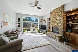 315 Santiam Pointe Lp NE, Mill City, OR 97360 - Photo 21