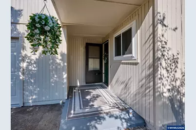3828 Auburn Rd NE, Salem, OR 97301 - Photo 3