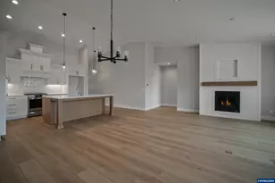 6672 Maddie Nichole St SE, Salem, OR 97306 - Photo 17