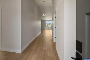 6672 Maddie Nichole St SE, Salem, OR 97306 - Photo 5
