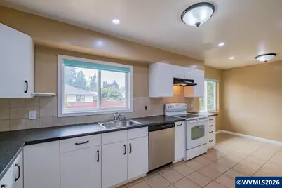 750 Harris St SE, Salem, OR 97302 - Photo 7