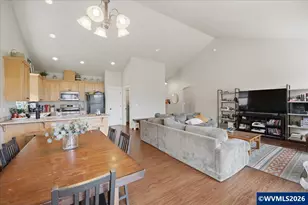 1070 Prairie Meadows Av, Junction City, OR 97448 - Photo 7