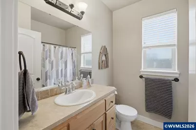 1070 Prairie Meadows Av, Junction City, OR 97448 - Photo 17
