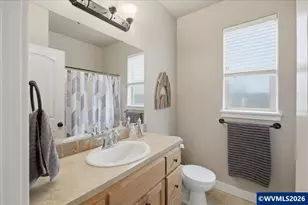 1070 Prairie Meadows Av, Junction City, OR 97448 - Photo 17