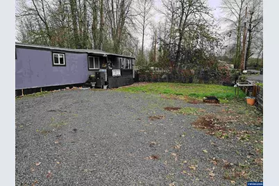 1817 Vine St, Sweet Home, OR 97386 - Photo 3